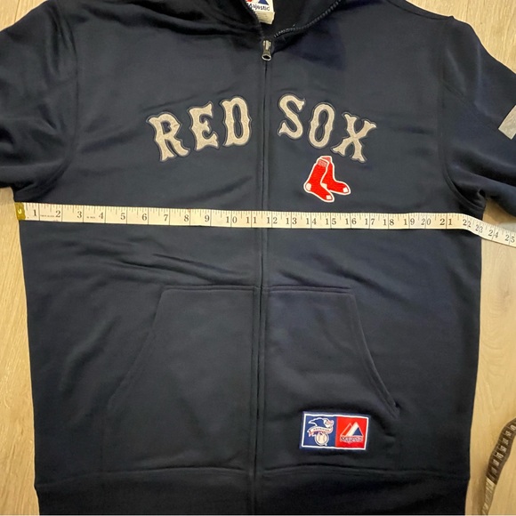 Majestic Red Sox Jacket - Picture 9 of 10